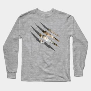 Cheetah in claws Long Sleeve T-Shirt